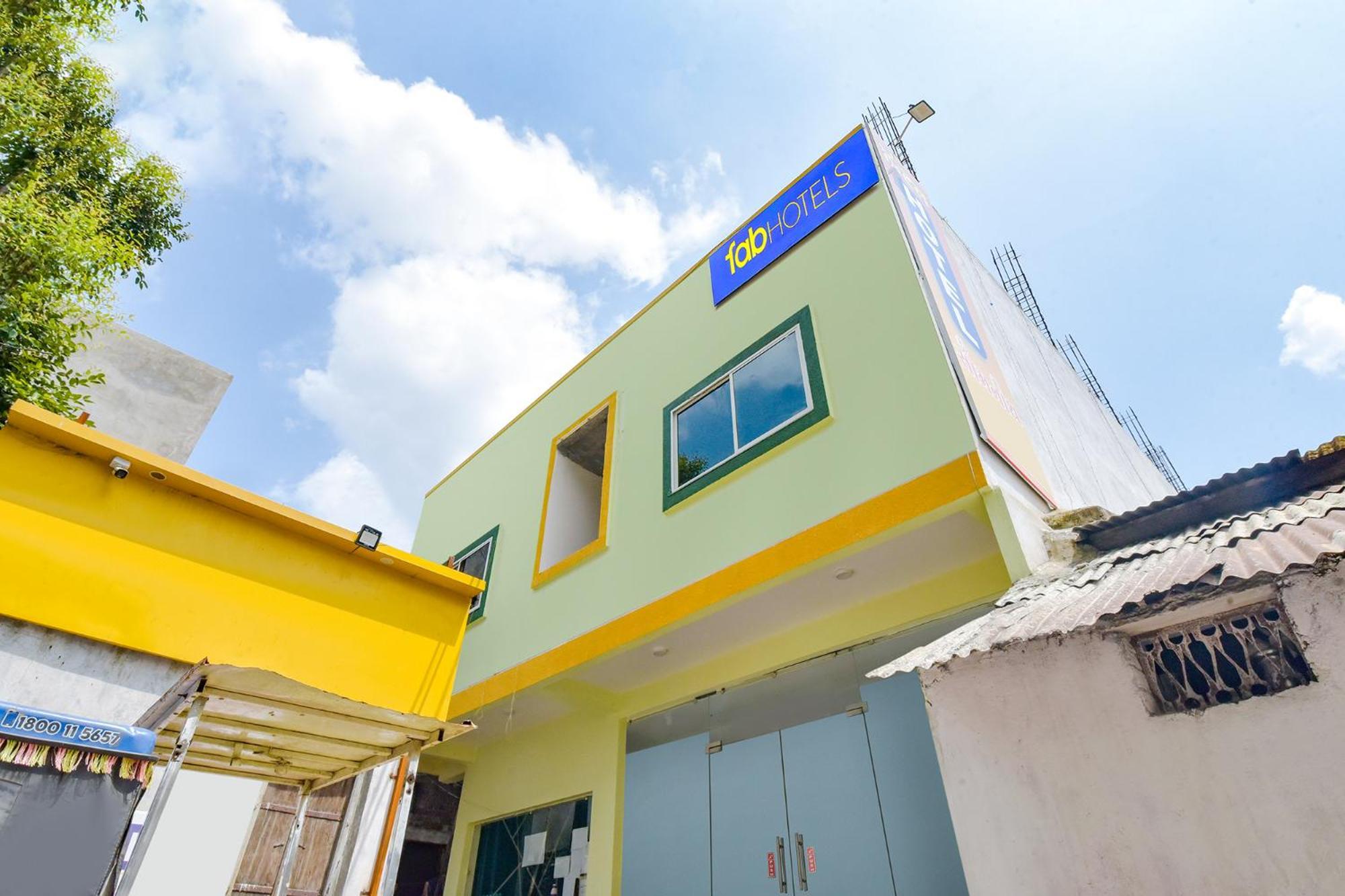 Fabhotel Somnath Уджайн Екстериор снимка