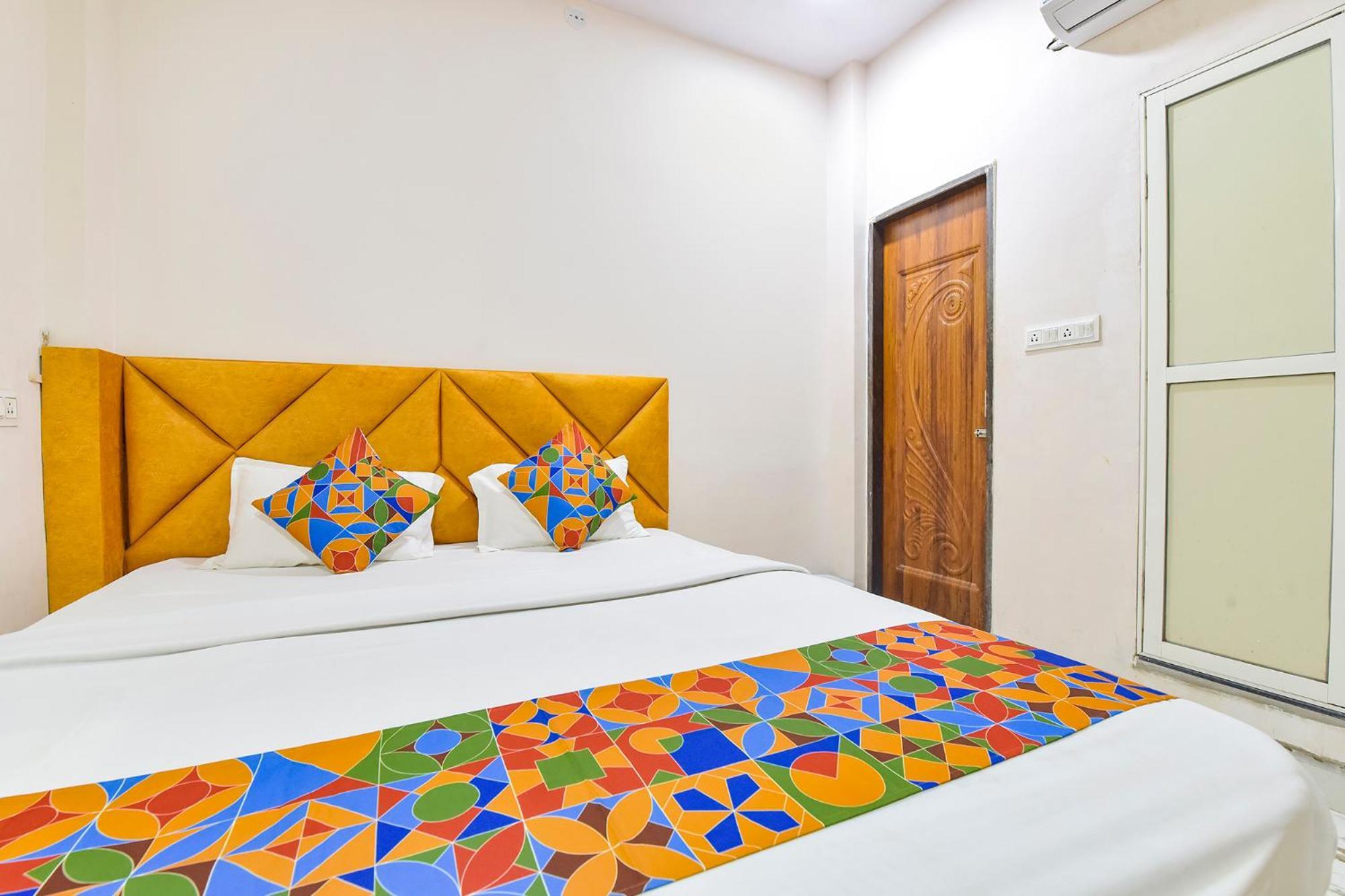 Fabhotel Somnath Уджайн Екстериор снимка